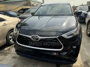 Toyota Highlander 2021 Black