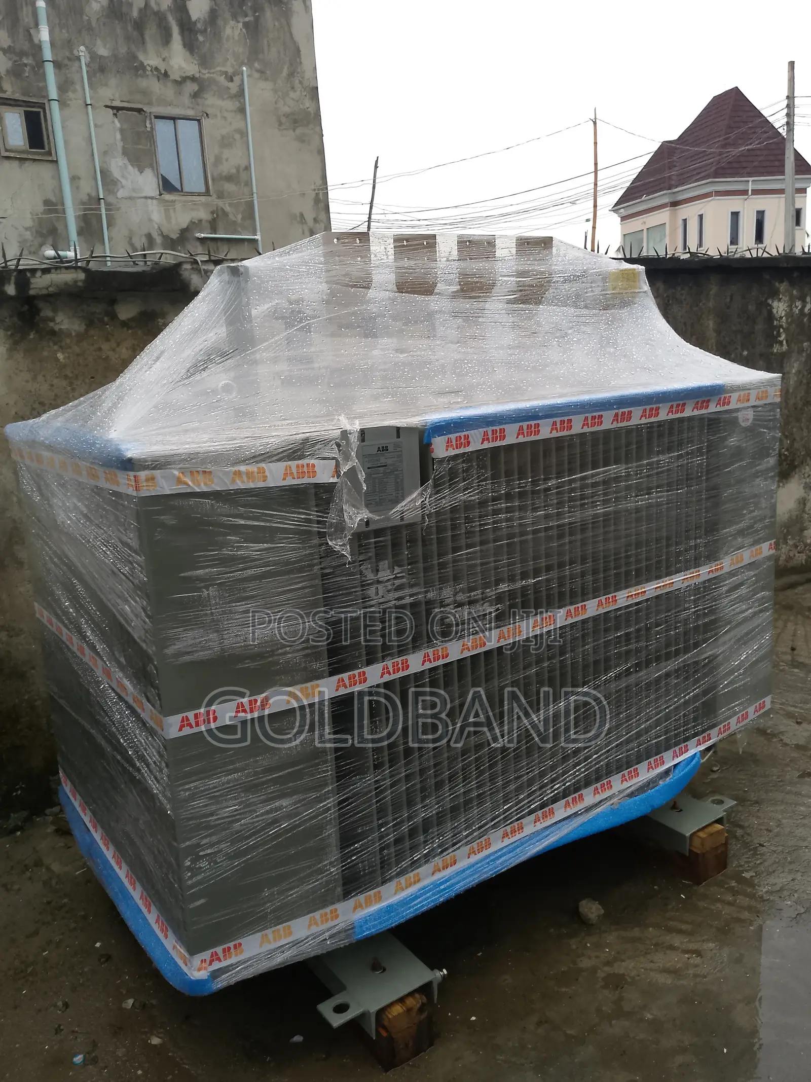 Abb 2000kva/11 Shock-Shield Power Distribution Transformer