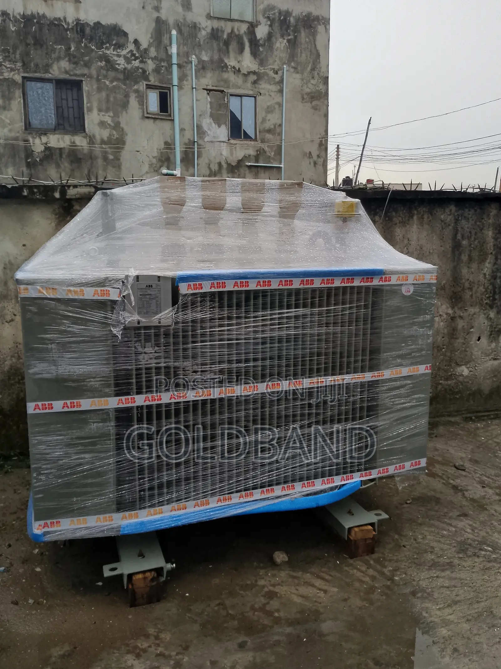 Abb 2000/11 Resillent Design Power Distribution Transformer
