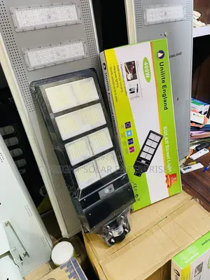 Photo - 400watts Solar Street Light With 3 Years Guarantee