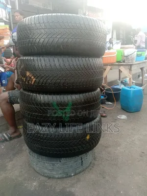 255/55r19 Tokunbo Tire