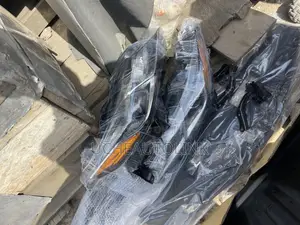 Headlights Toyota Camry 2018 Available as Seen
