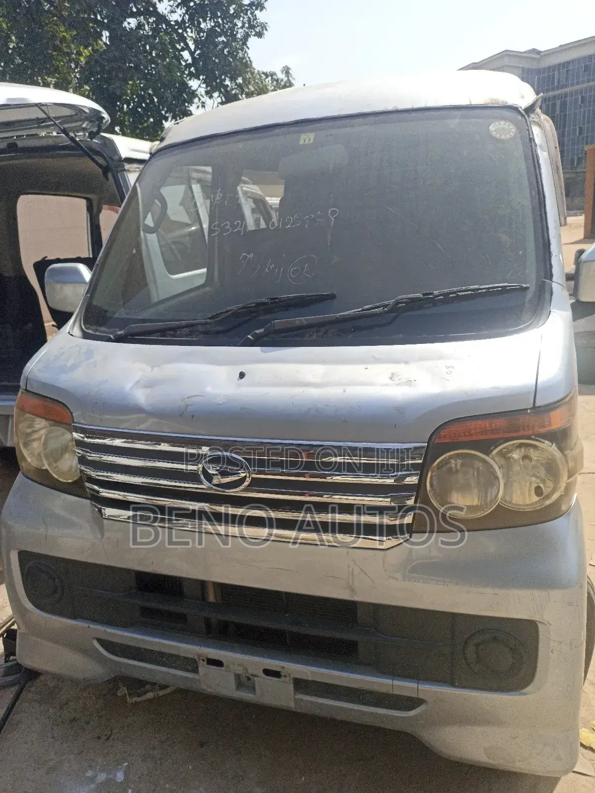 Daihatsu Hijet 2010 Silver