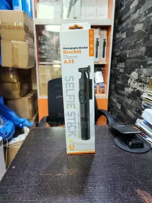A35 Selfie Stick