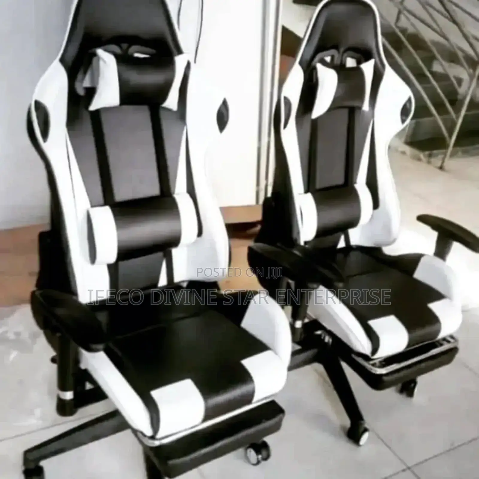 Office Chair With Adjustable Knobs