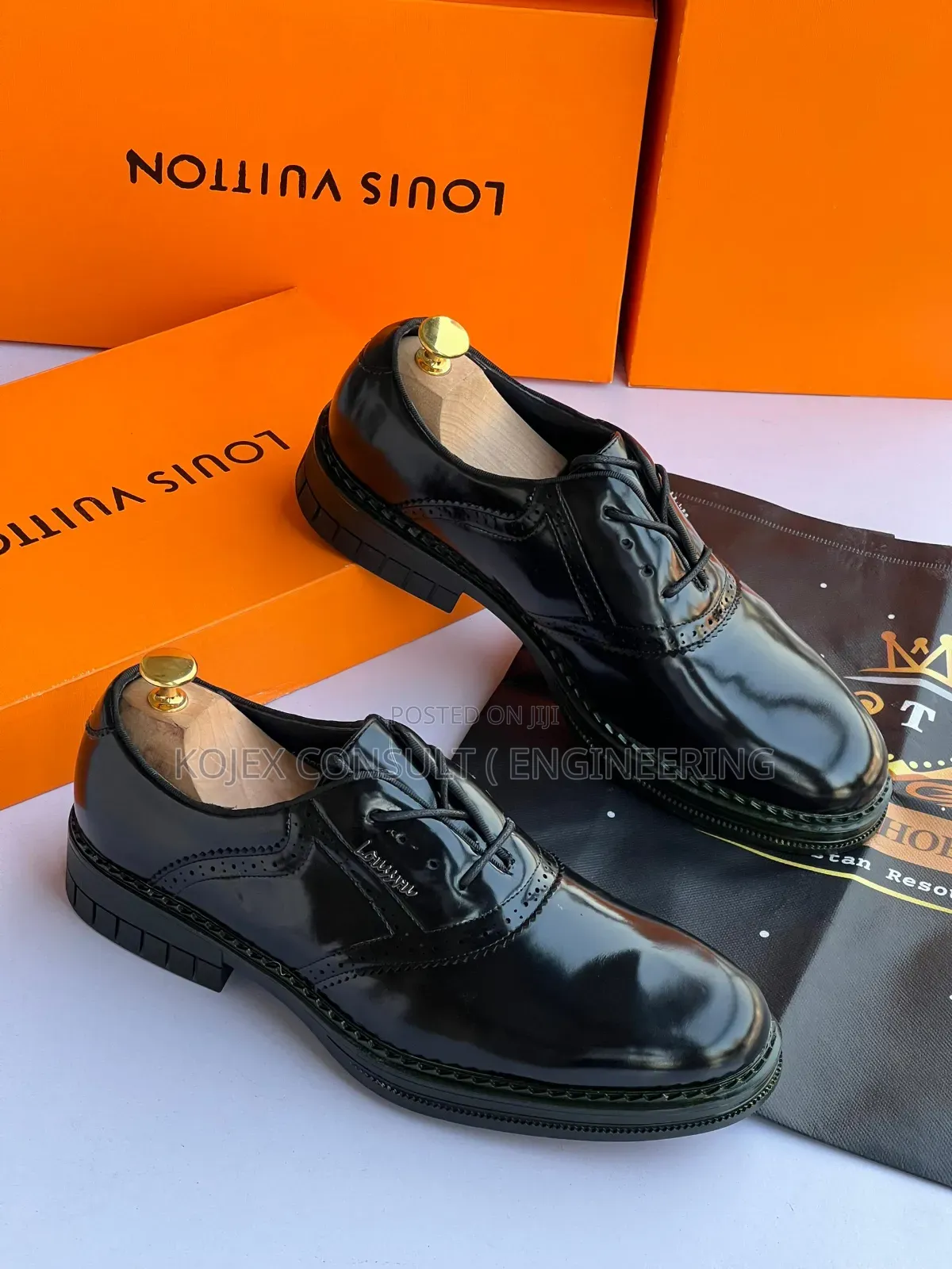 Louis Vuitton Men Flat Quality Shoe