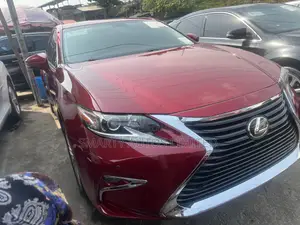 Lexus ES 2016 Red