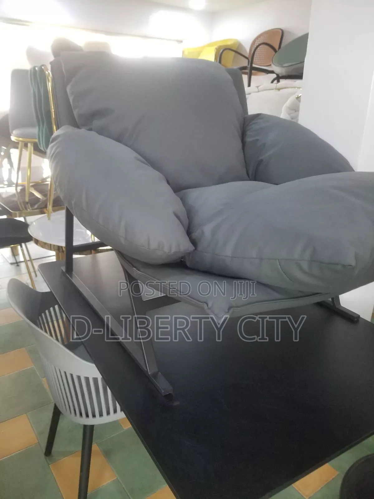 High Quality Relaxing Chair
