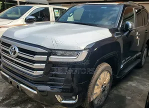 Photo - New Toyota Land Cruiser 2024 Black