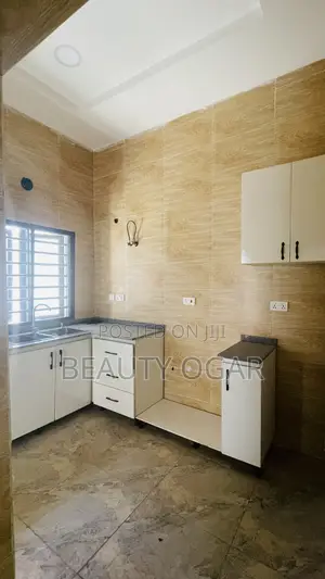 3bdrm Duplex in Apo District for rent
