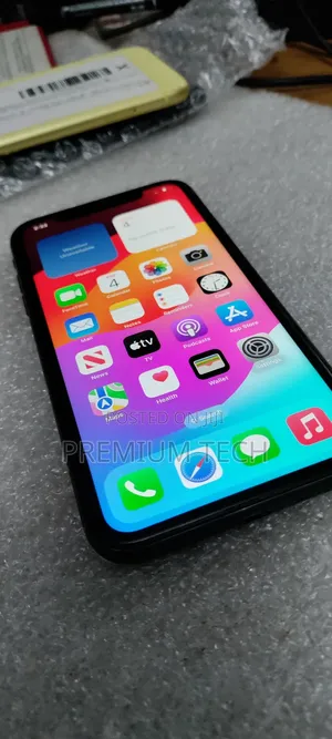 Apple iPhone 11 64 GB Black