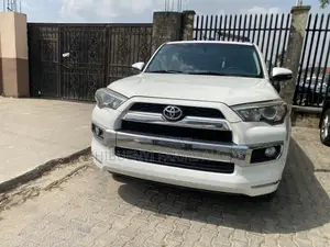Toyota 4-Runner 2015 White