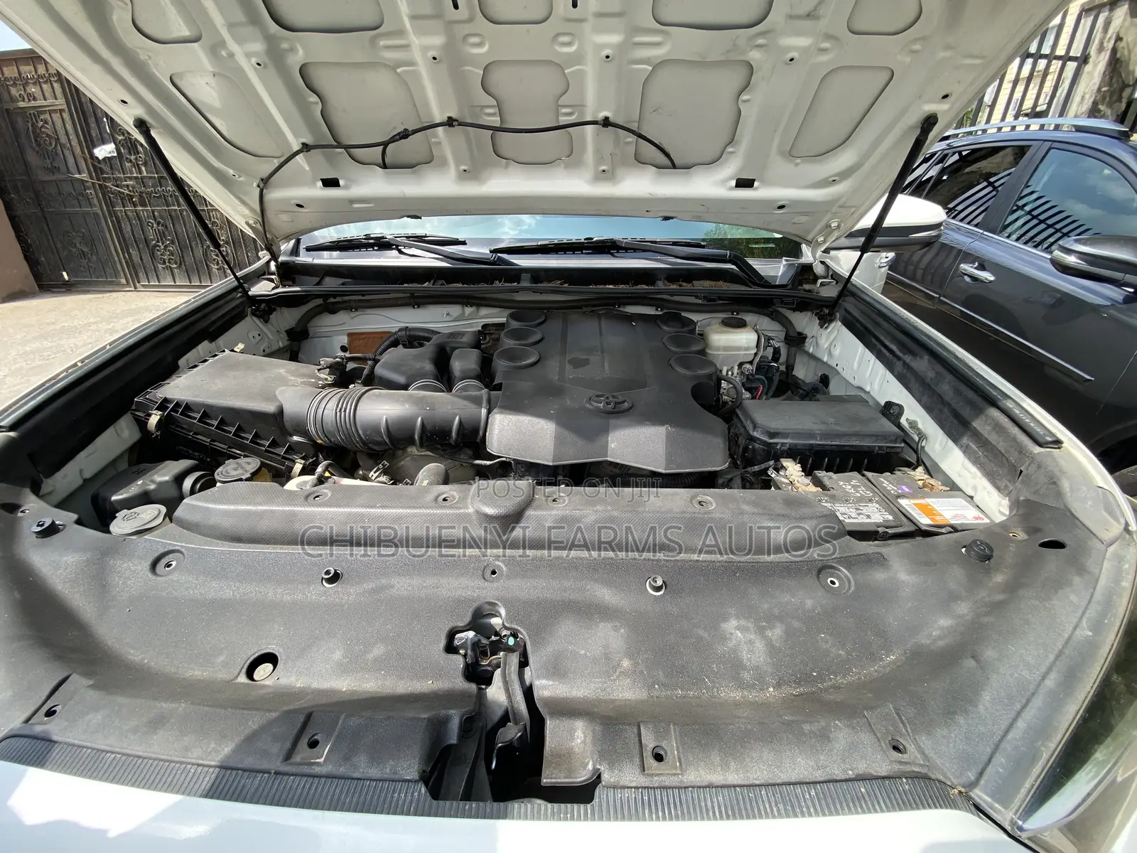 Toyota 4-Runner 2015 White