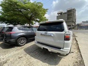 Toyota 4-Runner 2015 White