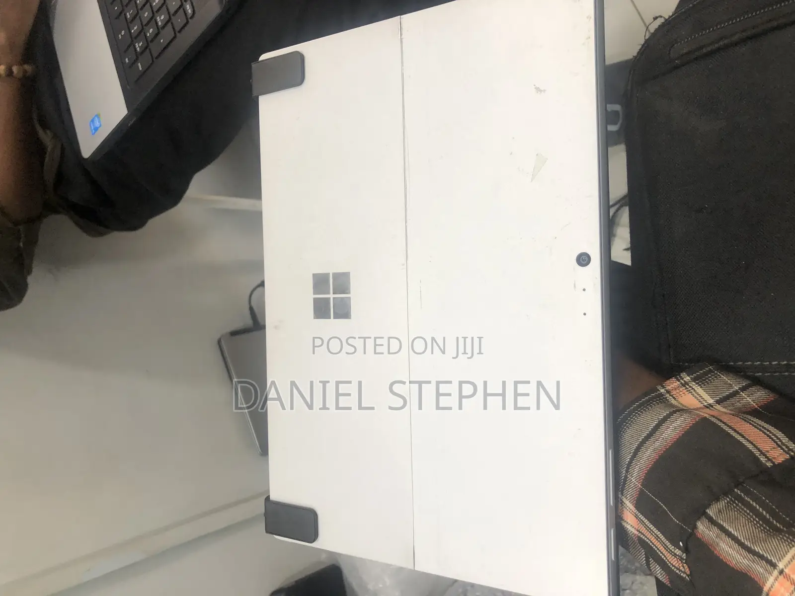 Laptop Microsoft Surface Pro 8GB Apple M3 Max SSD 128GB