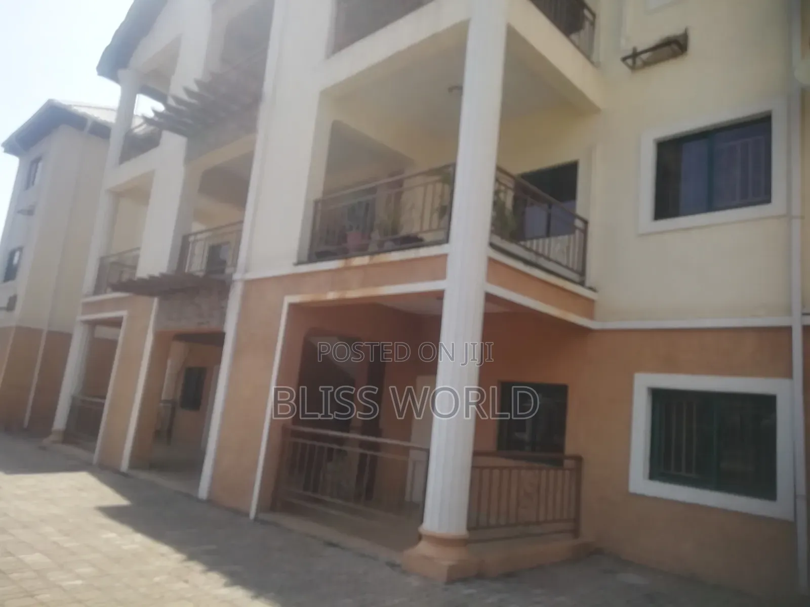 2bdrm Block of Flats in Utako for sale