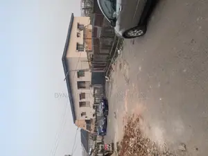 3bdrm Block of Flats in Bamako Estate, Omole Phase 1 for sale