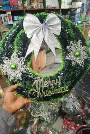 Photo - Medium Christmas Wreath