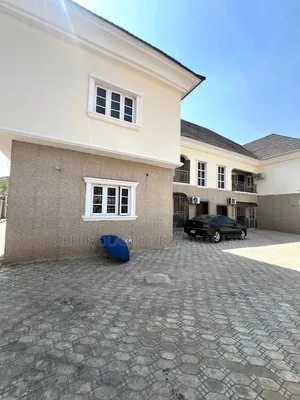 3bdrm Block of Flats in Gwarinpa for rent