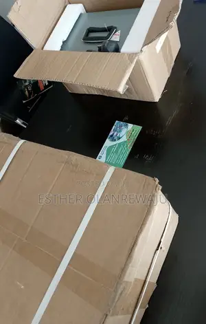 Debeaking Machine