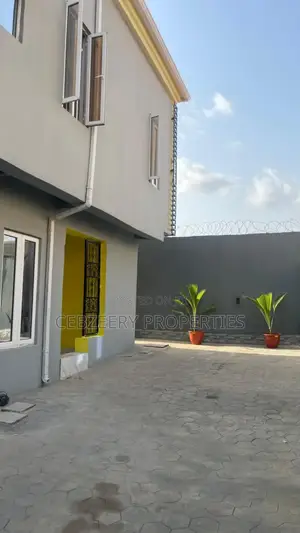 4bdrm Duplex in GRA Phase 2 Shangisha for rent