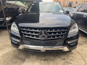 Mercedes-Benz M Class 2015 Black