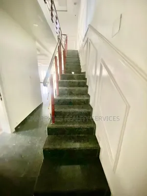 5bdrm Duplex in Lekki for rent
