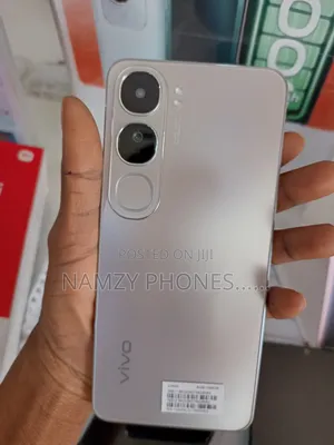 New Vivo V40 Lite 256 GB Silver