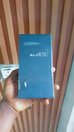 New Samsung Galaxy S22 Ultra 256 GB