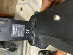 Uk Used Battery Grip for Canon 6D