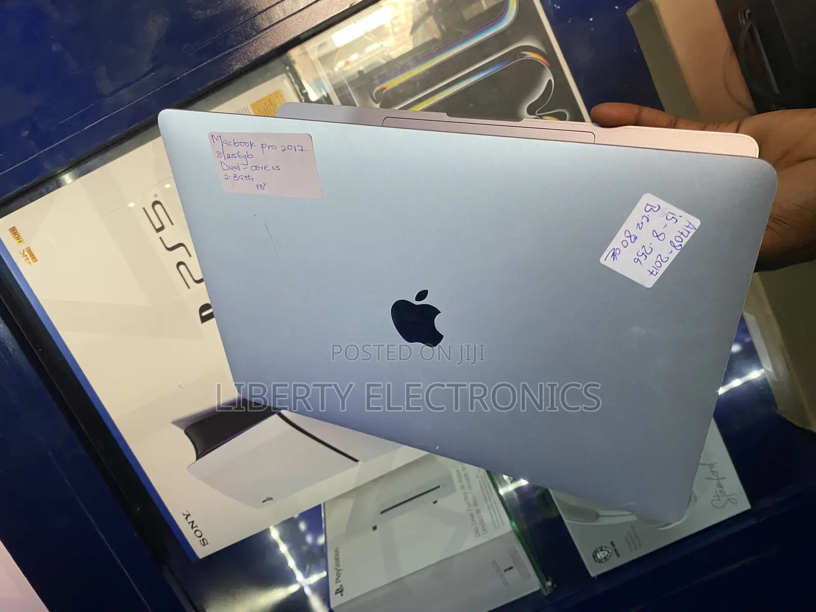 Laptop Apple MacBook Pro 2017 8GB Intel Core I5 SSD 256GB