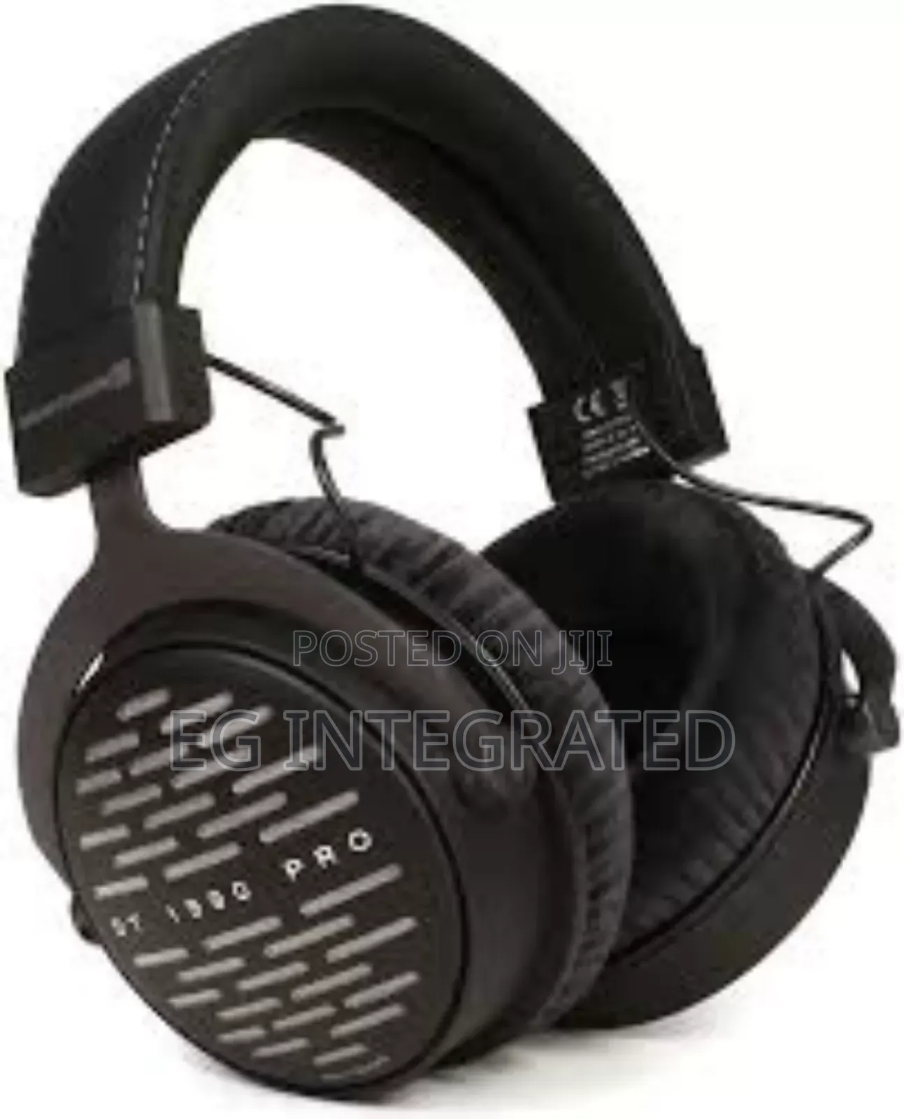 Beyerdynamic DT990 Pro Studio Headphone