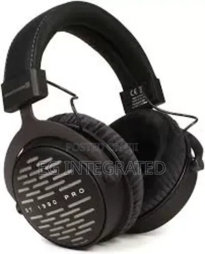 Beyerdynamic DT990 Pro Studio Headphone