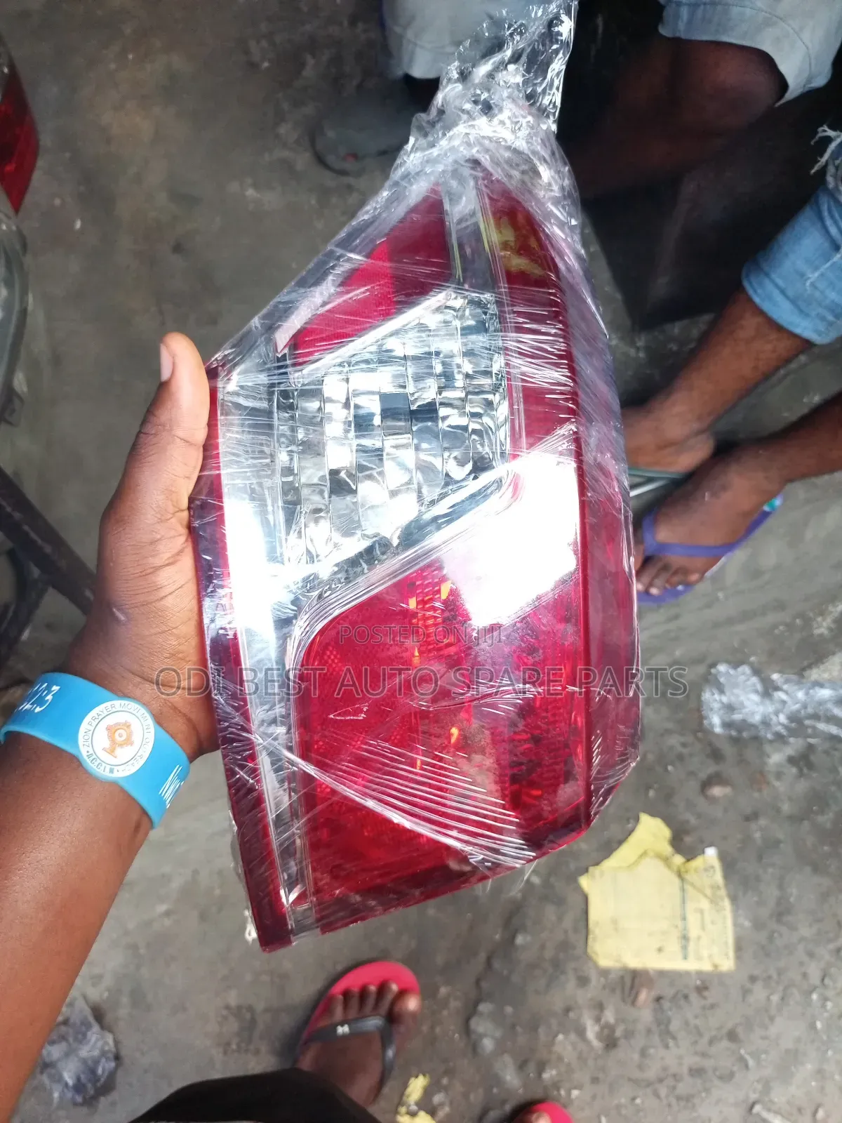 Lexus ES 350 2012 Model Back Light Left Side