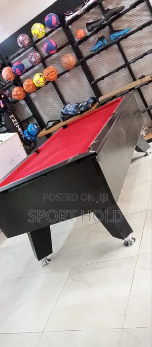 Coin Leg Snooker
