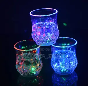 Photo - LED Automatic Flashing Cut-Glass Style Cup Multi-Color