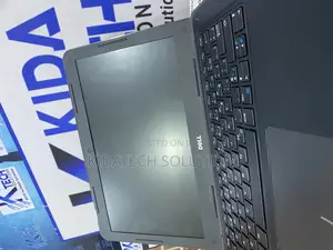Photo - Laptop Dell Latitude 13 3380 8GB Intel Core I5 HDD 500GB