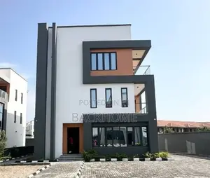Photo - 5bdrm Duplex in Beach Front Estate, for sale
