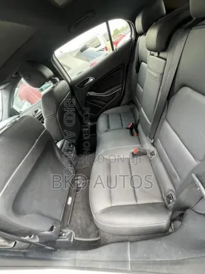 Mercedes-Benz GLA-Class 2019 White