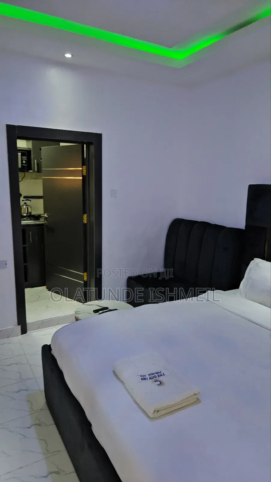 Studio Apartment
