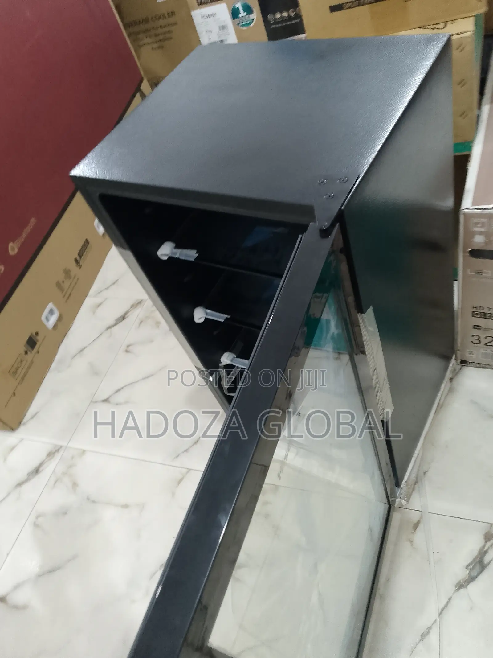 Energy Efficient Hisense Beverage Chiller