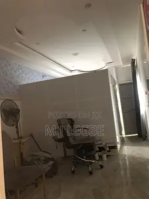 Office Space Available Facing Lekki Epe Expressway, Back Unit