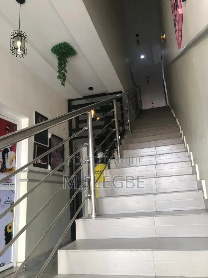 Office Space Available Facing Lekki Epe Expressway, Back Unit