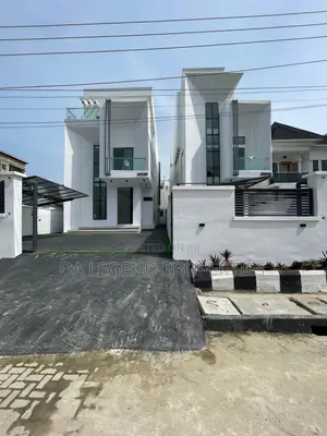 5bdrm Duplex in Osapa london for sale