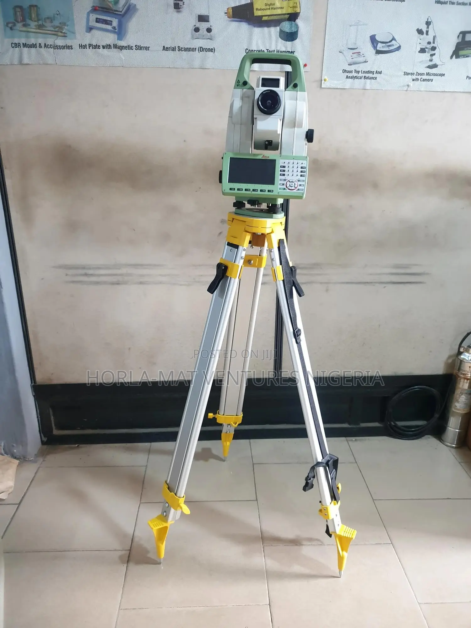Lleica Total Station (TS16)