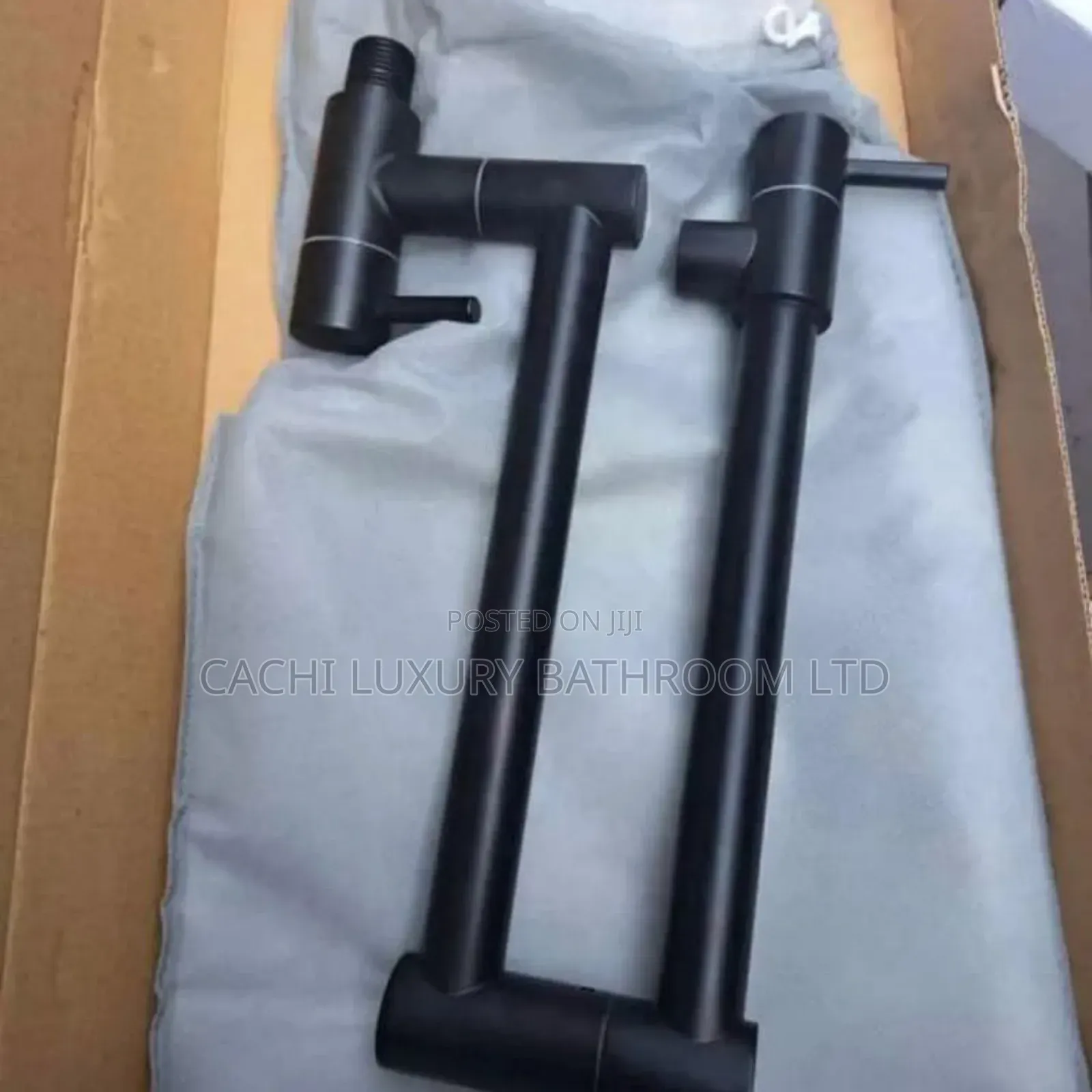 Black Pot Filler