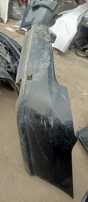 Mercedes Benz E350 Back Bumper.