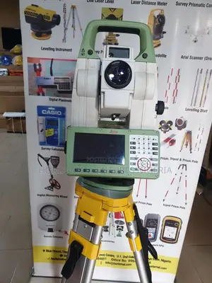 Lleica Total Station (TS16)