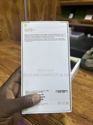 New Apple iPhone 14 Pro Max 128 GB Silver