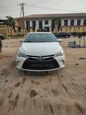 Toyota Camry 2015 White